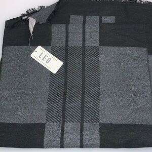 Leo Brand Mens Scarf